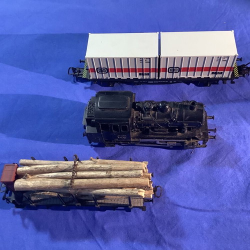 Marklin set steam locomotive, wagons and rails used