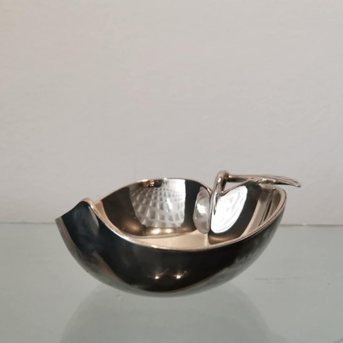Apple-shaped cup used, silver-plated tin