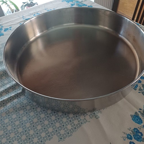 Stainless Steel Round Baking Tray 18/10 Large, like new, 39 cm diameter