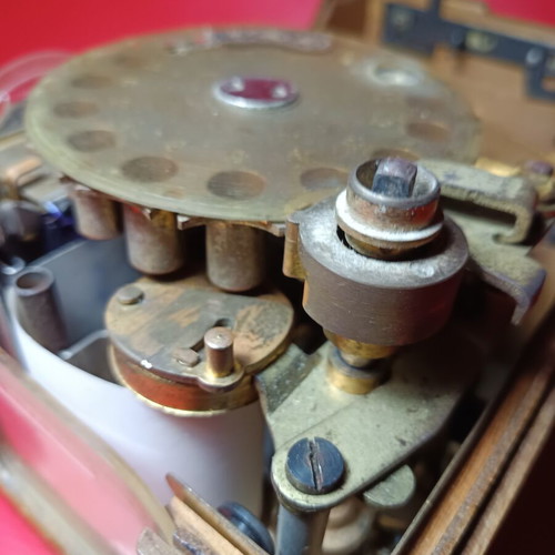 Vintage Racing Pigeon Timer Clock like new