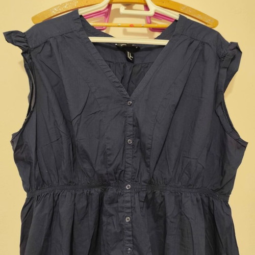 H&M cotton top like new, navy blue, sizes L and XL