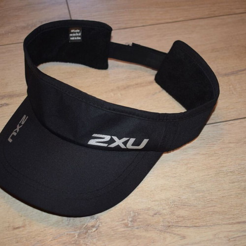 2XU Run Visor unisex one size black like new