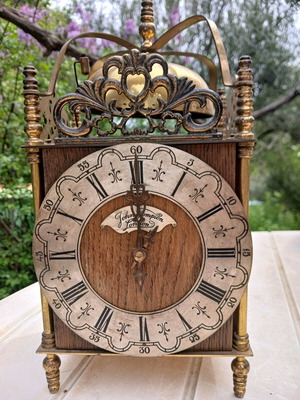 Antique table clock used with mechanism