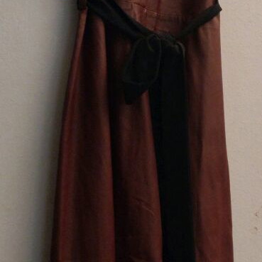 Regalinas women's leather dress like new, size M, brown