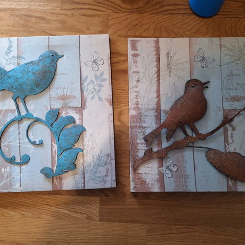 Set of 2 decorative canvases 40×40 like new, bird theme rustic vintage style