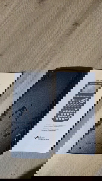 κομπιουτεράκι texas instruments Ti-82 stats