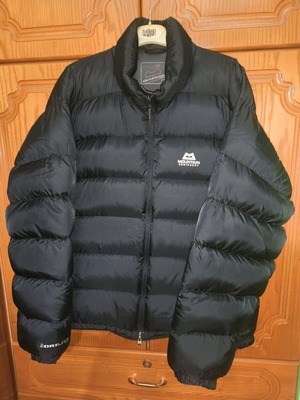 Mountain Equipment jacket size L like new, black