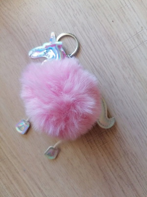 Μπρελόκ από συνθετική γούνα σχήμα Μονόκερος σαν καινούργιο, πολύχρωμο