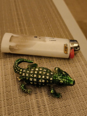 Small crocodile decorative item like new