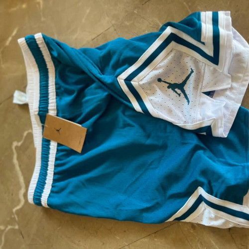 Jordan shorts size large