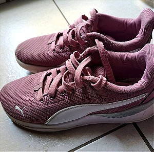 Παπούτσια αθλητικά ροζ puma No 37