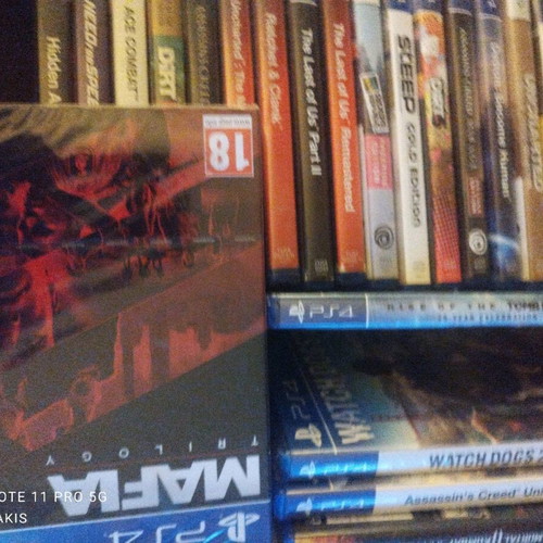 PlayStation 4 and PlayStation 5 games like new