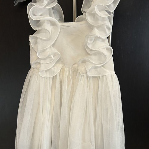 Collection white sleeveless formal dress for girls