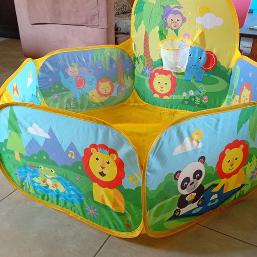 Fisher Price Ball Pit like new