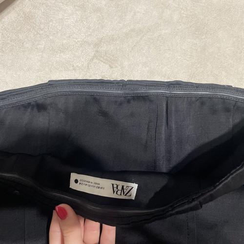 Zara top size XS like new, black and gold