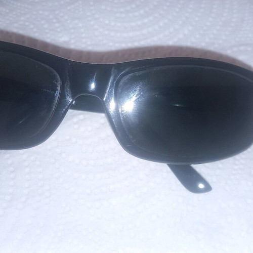 Valentino sunglasses authentic like new, black