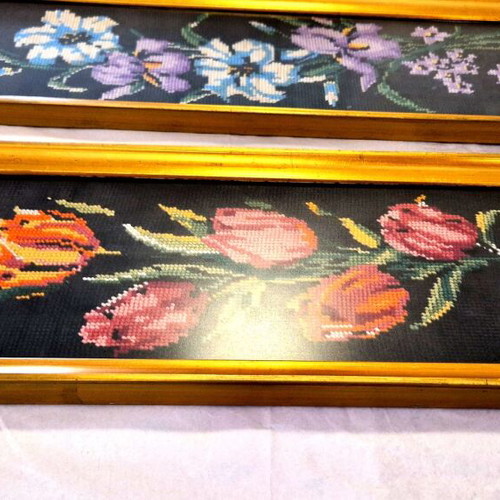 Handmade embroidered floral framed set of 2 with black background