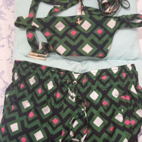SugarFree green swimsuit like new, shorts unused