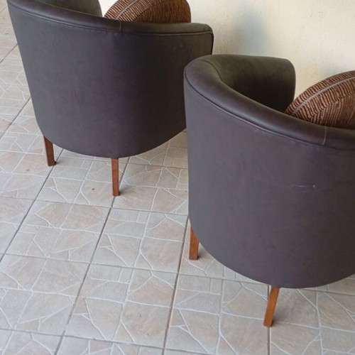 2 Leather Armchairs Brown With Striped Cushions Like New