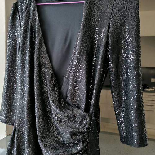 Black dress with sequins Sfera new, short long-sleeve