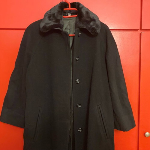 Vintage women's long black coat Carol like new, size XL+