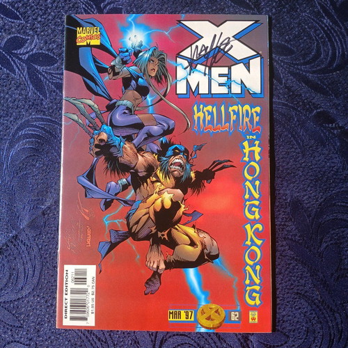 X-Men #62 like new with Carlos Pacheco signature