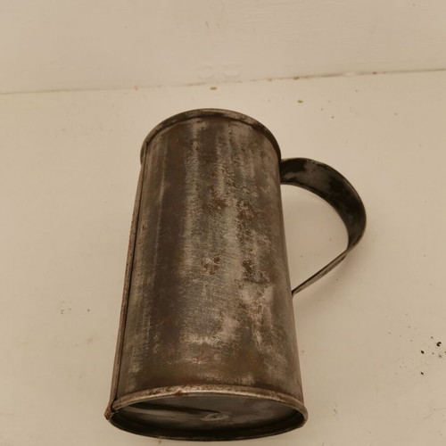 Tsiggino Milk Measure 1000 gr used, 1950s