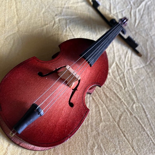 Miniature Musical Instruments Collection like new, set of 11 by Hachette DeAgostini