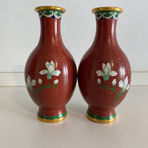 Pair of vintage Chinese cloisonné vases with peonies, used, 16 cm
