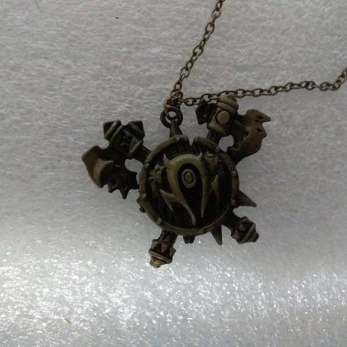 World of Warcraft Horde Pendant with Chain like new