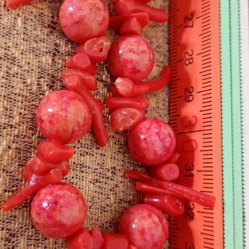 Natural coral necklace, 33cm length, 111g