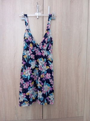 Νυχτικό μεταχειρισμένο με άνοιγμα από μπροστά, πολύχρωμο, μέγεθος M