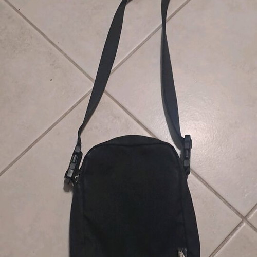 Nike bag like new, black and white