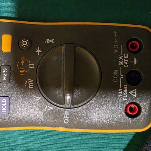 Fluke 107 multimeter, max voltage 600V