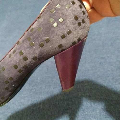 Purple pumps used size 37 with 8 cm heel