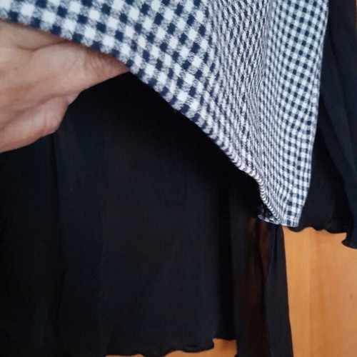Pti Karo blouse with loose layer and muslin sleeves, like new