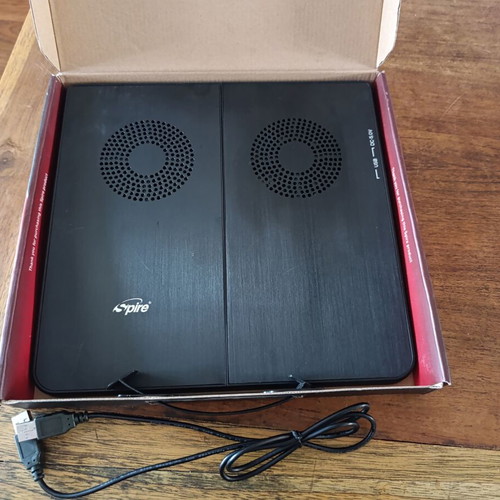 Spire PacificBreeze II laptop cooling and support stand