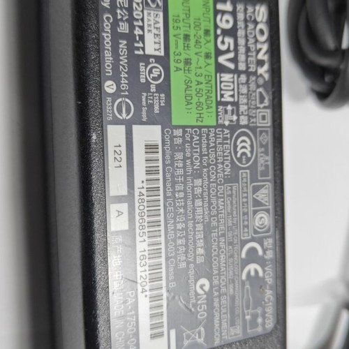 Sony Vaio Laptop Charger VGP-AC19V33 like new, 19.5V 3.9A 75W