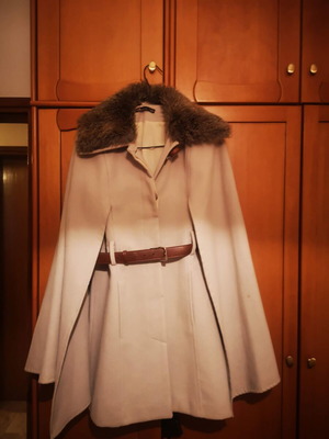 BSB Cape used, ecru color, size S
