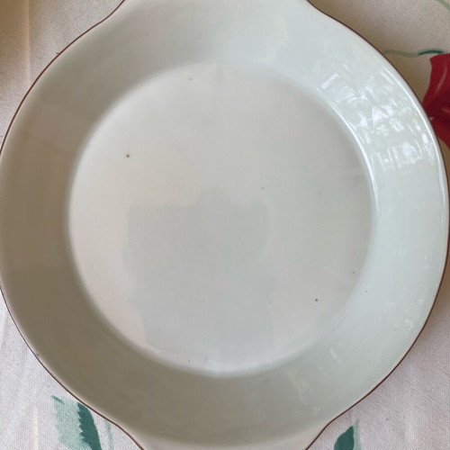 Set of 4 used vintage ceramic and porcelain ovenware