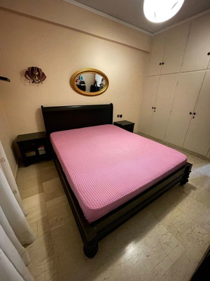 Double bed with nightstands like new, cherry wood