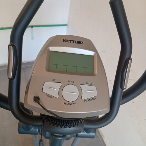 Kettler Verso 307 elliptical machine like new