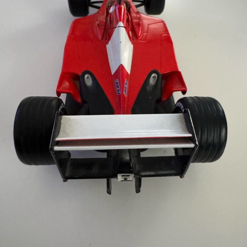 Ferrari f1 E2001 “Cesar Nose” used 1:18 Hot Wheels