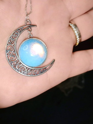 Necklace with celestite like new