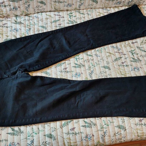 Women's pants black like new, 100% cotton, size L