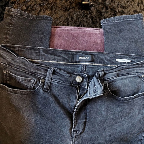Replay women's grey jeans like new, size 31-32, slim fit, stretch