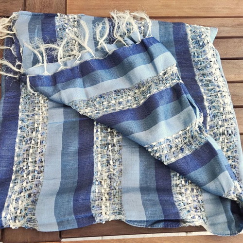 Summer scarf used with unique woven design, 160x50 cm