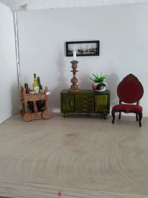 Dollhouse living room like new, pack of 6 miniature pieces