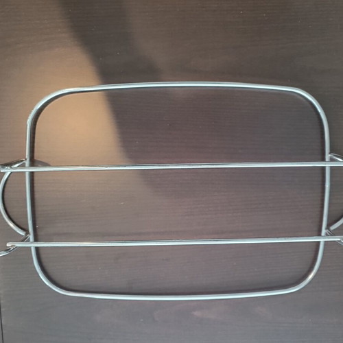 Heat-resistant serving dish with lid and metal base vintage style like new