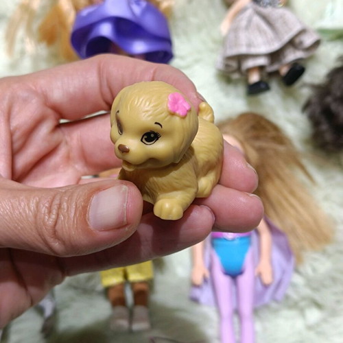 Figures used, pack of 5 assorted